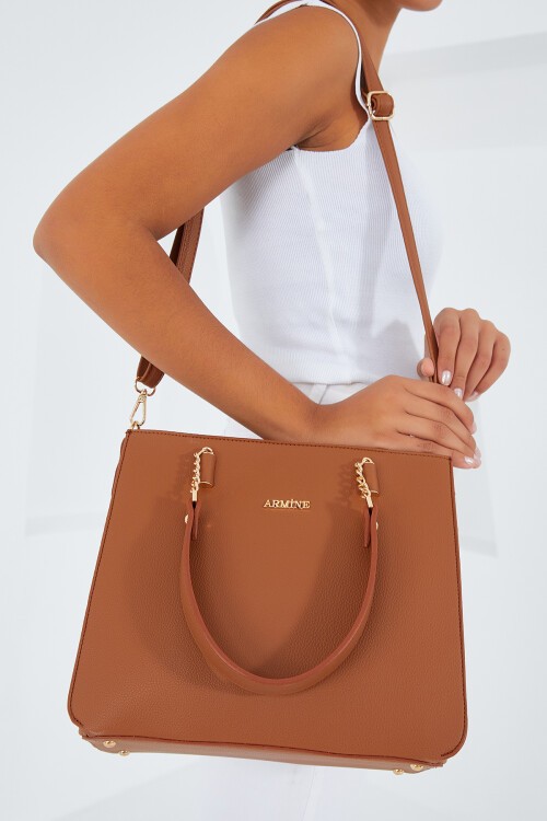 Merterium Armine Kadın Taba Zincir Detaylı Askılı Omuz Çantası 010156