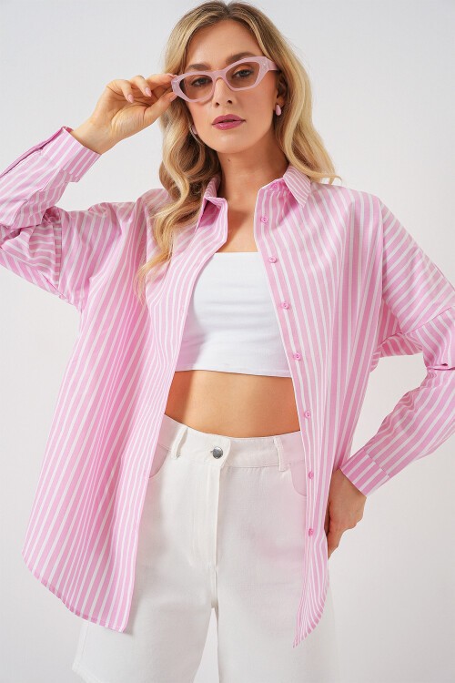 Merterium Kadın Çizgili Oversize Gömlek 20332 - Pudra