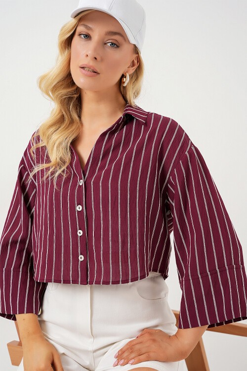 Merterium Kadın Çizgili Oversize Kısa Gömlek 20326 - Bordo
