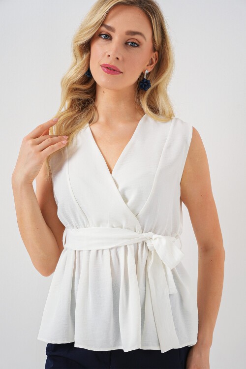 Merterium Kadın Kruvaze Yaka Kolsuz Bluz 966 - Beyaz