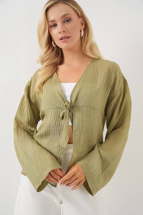 Merterium Kadın Önü Bağcıklı Bluz 952 - Çağla