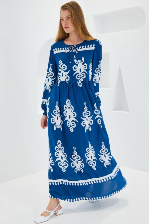 Merterium Kadın Petrol Beyaz Desenli Uzun Viskon Elbise 1947