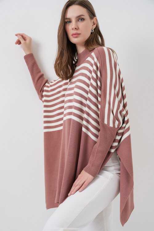 15783 Yırtmaçlı Panço Kazak - D.Gül Kurusu