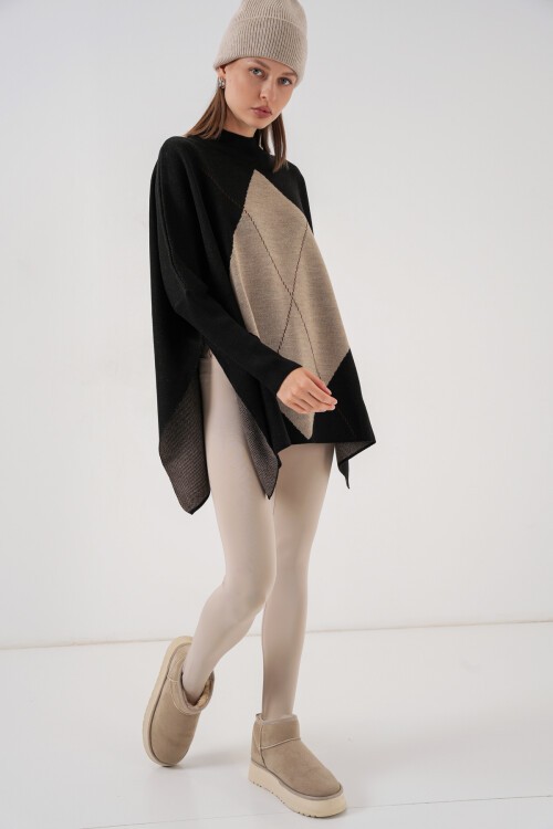 15783 Yırtmaçlı Panço Kazak - K. Siyah