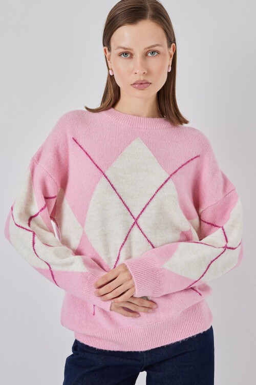 15895 Baklava Desenli Oversize Triko Kazak - C. Pembe