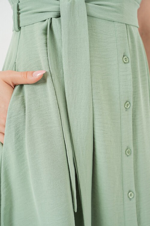 1677 Boydan Düğmeli Kuşaklı Elbise - E.Yeşil