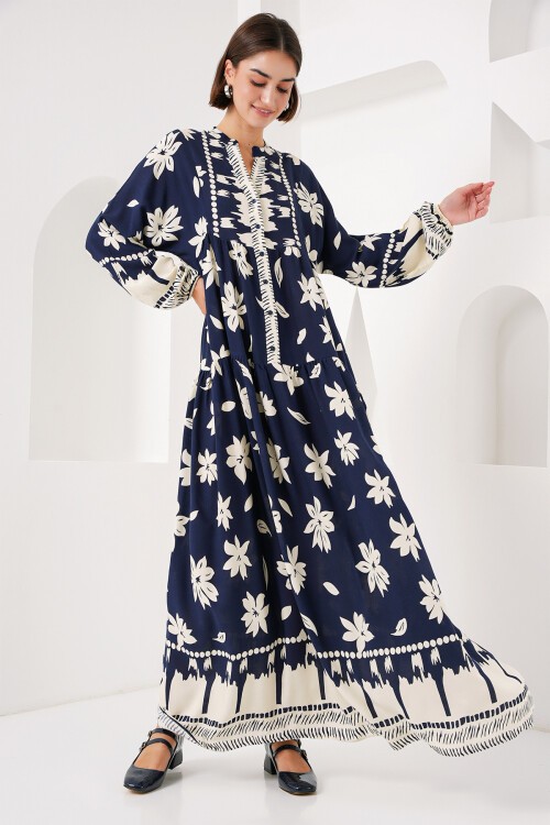 2423 Otantik Desenli Tesettür Elbise - L. Lacivert