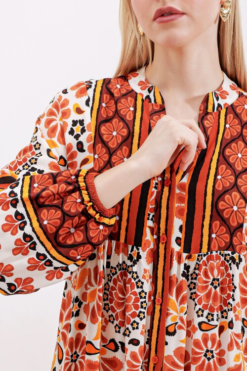 2423 Otantik Desenli Tesettür Elbise - M. Kahverengi