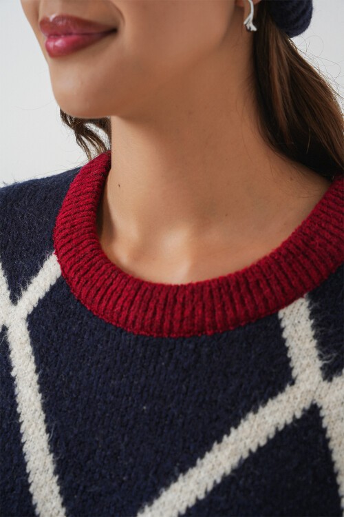 Kadın Baklava Desenli Oversize Uzun Kazak 15931 - Bordo