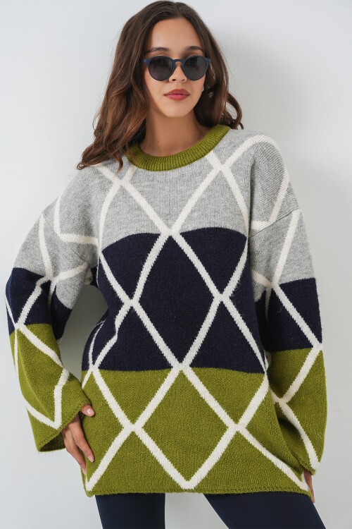 Kadın Baklava Desenli Oversize Uzun Kazak 15931 - E.Yeşil