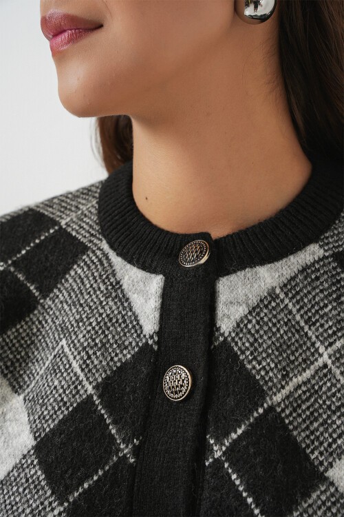 Kadın Desenli Düğmeli Triko Hırka 15927 - Siyah