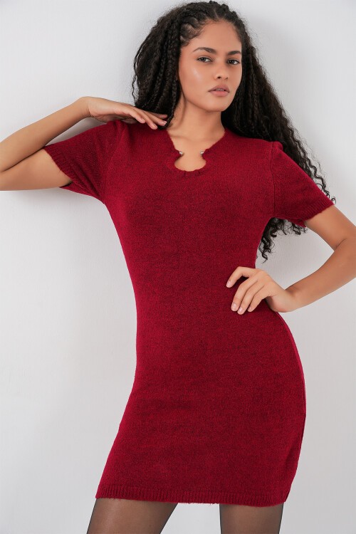 Kadın Kolye Detaylı Triko Elbise 15989 - Bordo