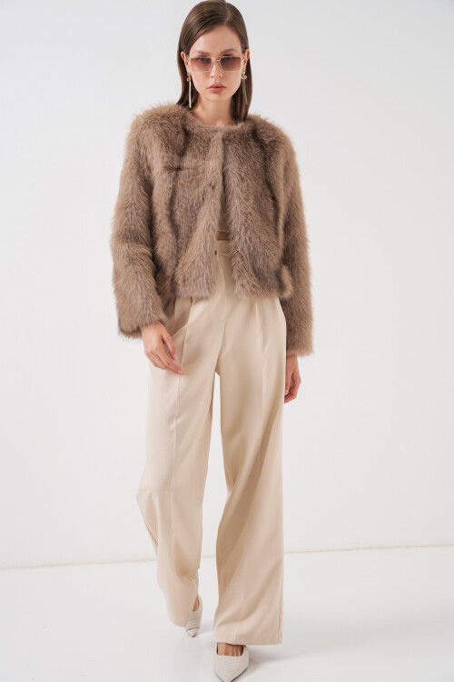 Kadın Peluş Kürk Mont 5225 - Bisküvi
