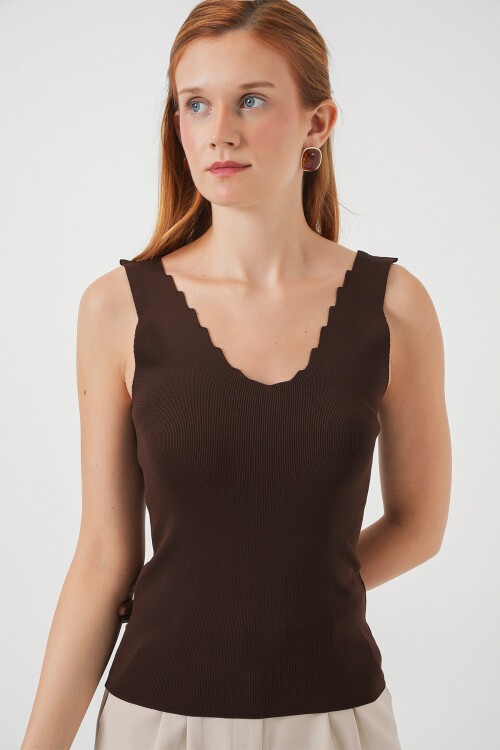 Kadın Zikzaklı V Yaka Bluz 15930 - Kahverengi