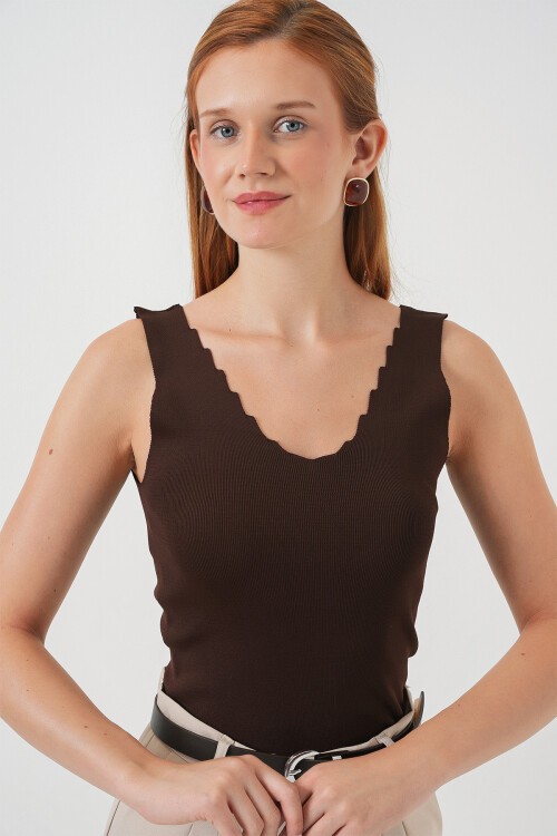 Kadın Zikzaklı V Yaka Bluz 15930 - Kahverengi