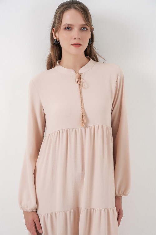 T1627 Yaka Bağcıklı Elbise - C. Bej