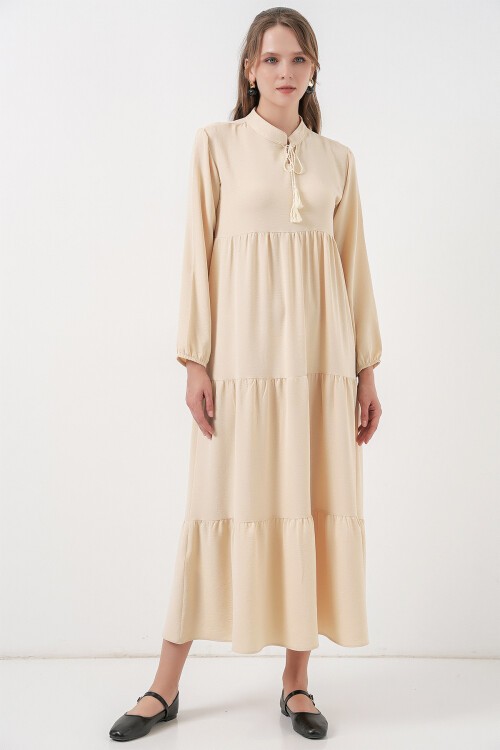 T1627 Yaka Bağcıklı Elbise - Krem