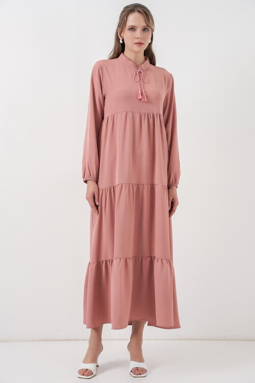 T1627 Yaka Bağcıklı Elbise - Pudra
