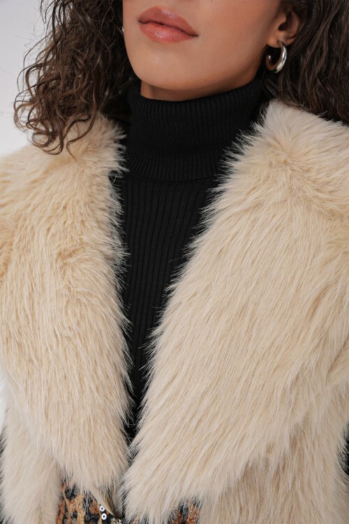 6806 Suni Kürk Yelek - Krem