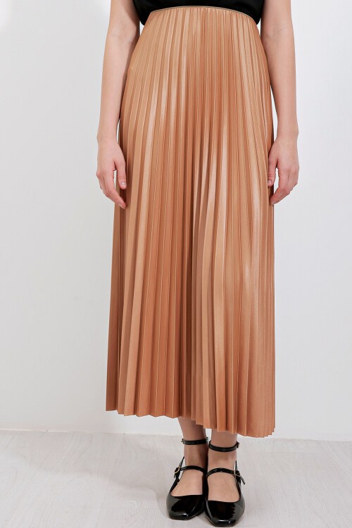 8009 Deri Görünümlü Piliseli Etek - Bisküvi