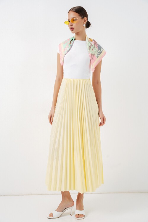 8009 Deri Görünümlü Piliseli Etek - Sarı