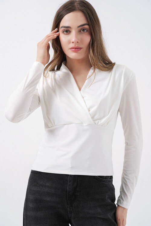 Kadın Omuz Vatkalı Kruvaze Yaka Bluz 942 - Beyaz