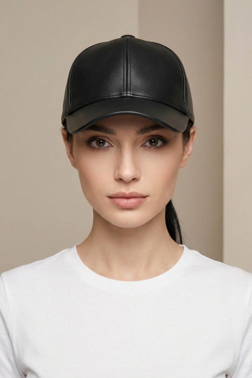 Kadın Suni Deri Şapka 010195 - Siyah