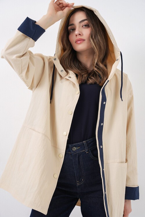 Kadın Teknik Kumaş Kapüşonlu Trençkot 5972 - Ekru