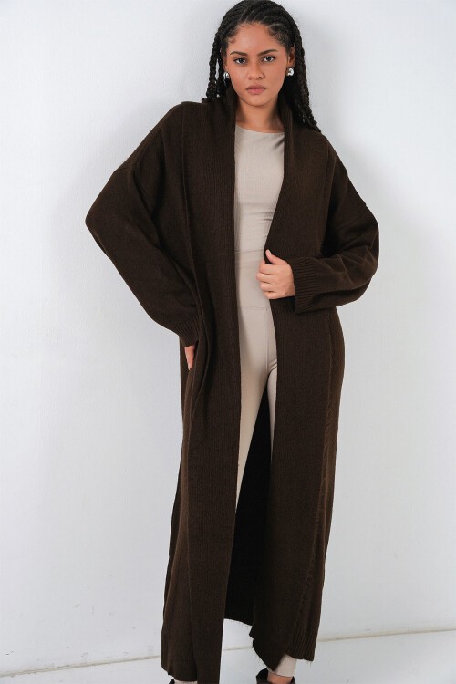 Kadın Uzun Oversize Triko Hırka 15924 - Kahverengi