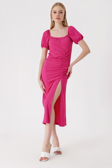 Merterium 2396 Yırtmaçlı Yazlık Örme Elbise - Fuşya
