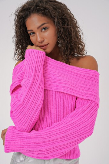 Merterium 15908 Kadın Açık Omuz Oversize Triko Kazak - Pembe
