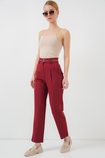 Merterium Kadın Pileli Kemerli Kumaş Pantolon 6725 - Kırmızı