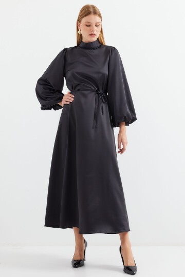 Merterium 2510 Saten Tesettür Abiye Elbise - Siyah