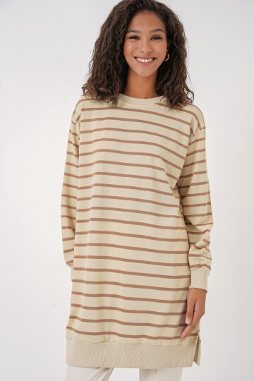 Merterium 55452 Kadın Bisiklet Yaka Çizgili Tesettür Tunik - Bisküvi