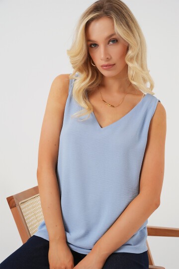 Merterium V Yaka Sıfır Kol Bluz 950 - Mavi