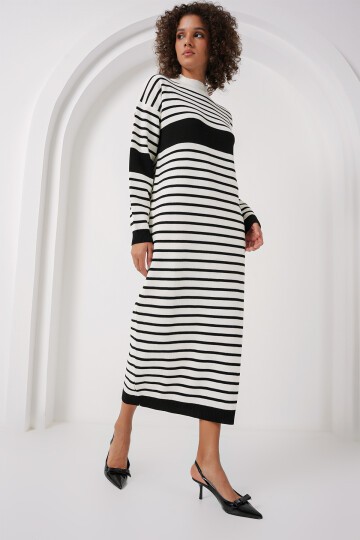 15898 Çizgili Uzun Triko Elbise - D. Siyah