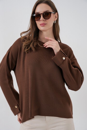 Kadın Kol Düğmeli Oversize Triko Kazak 15981 - Kahverengi