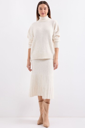 15892 Kazak Etek Triko İkili Takım - Ekru