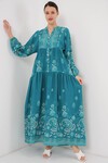 Merterium 2423 Otantik Desenli Tesettür Elbise - B.Turkuaz