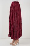 Merterium Kadın Uzun Kırışık Parlak Etek 8034 - Bordo