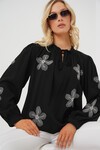 Merterium Kadın Uzun Kol Nakışlı Örme Bluz 951 - Siyah