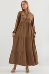 Merterium 1627 Yaka Bağcıklı Tesettür Elbise - Sütlü Kahve