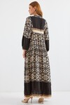 Merterium Kadın Siyah Bej Desenli Viskon Tesettür Elbise 2423