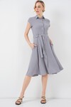 1677 Boydan Düğmeli Kuşaklı Elbise - Gri